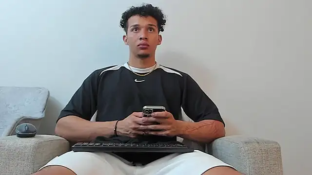 Snapshot of Dominick_star chatting on 20, 3, 2025 Dominick star online show from 20, 3, 2025