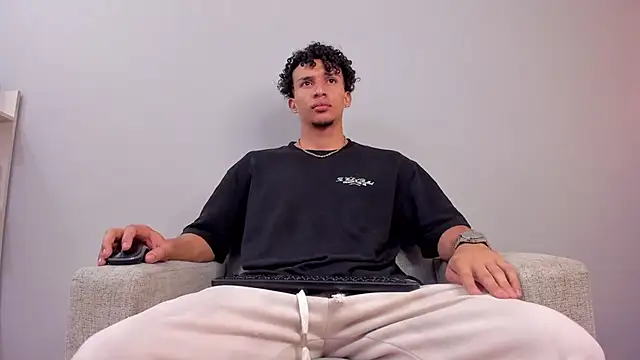 Snapshot of Dominick_star chatting on 9, 9, 2025 Dominick star online show from 9, 9, 2025