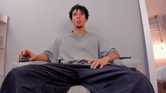 Snapshot of Dominick_star chatting on 26, 10, 2025 Dominick star online show from 26, 10, 2025