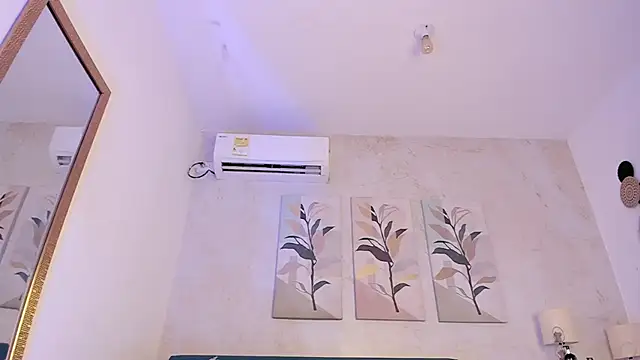 Snapshot of JOCELYN_SANTANA1 chatting on 17, 10, 2025 JOCELYN SANTANA1 online show from 17, 10, 2025