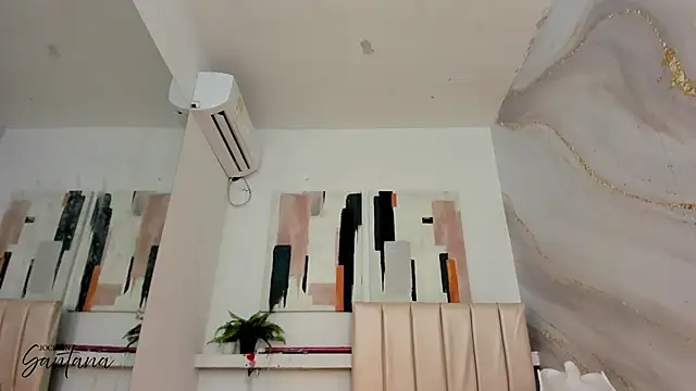 Snapshot of JOCELYN_SANTANA1 chatting on 21, 10, 2025 JOCELYN SANTANA1 online show from 21, 10, 2025