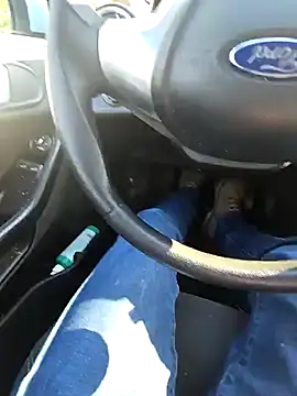 Titanhoott online show from 18, 2, 2025