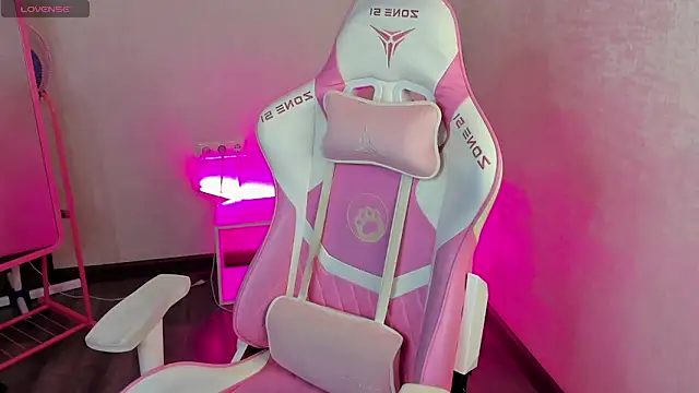 Lesi Moonie01 online show from 15, 2, 2025