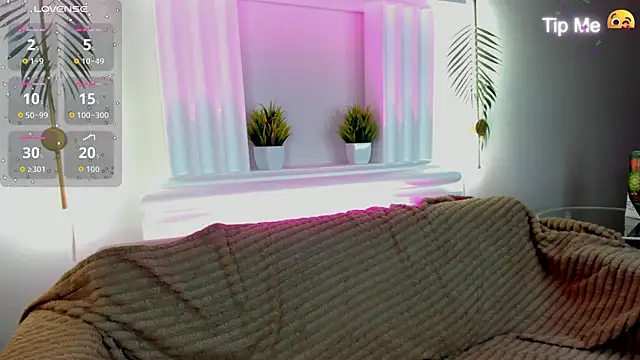 Lesi Moonie01 online show from 7, 2, 2026