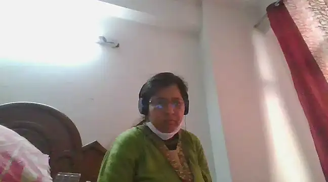 Snapshot of cutiecatty21 chatting on 9, 12, 2024 cutiecatty21 online show from 9, 12, 2024