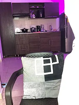 EmmaRossem online show from 9, 1, 2026