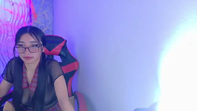  Emmaa Harper online show from 26, 10, 2025