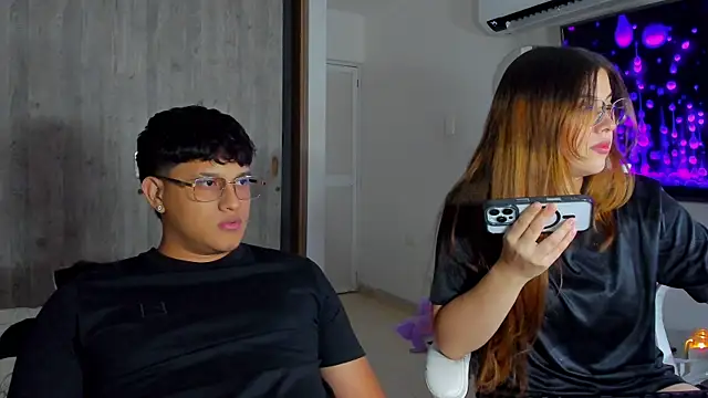 kittyandrick online show from 13, 4, 2026