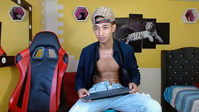 jose sexycumm online show from 2, 10, 2025