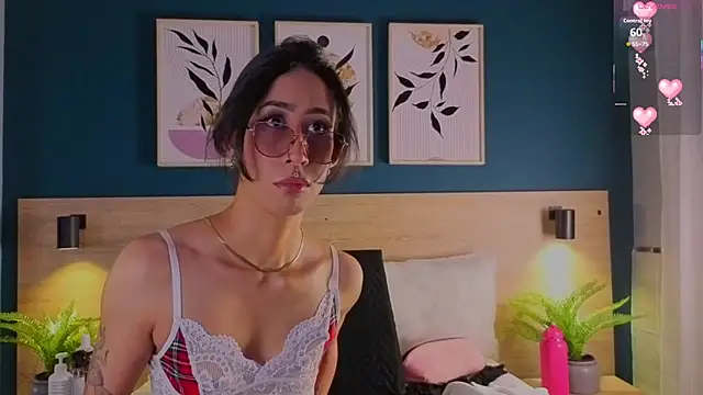 GabyPetit online show from 21, 9, 2025