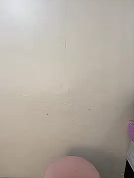 Elamesmamorena online show from 7, 2, 2026