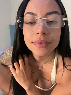 Elamesmamorena online show from 9, 7, 2026