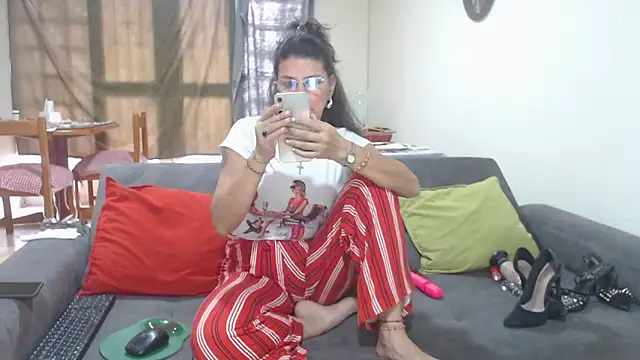 Kate blakesexxx online show from 5, 11, 2025