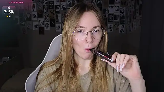 littlevildevil online show from 28, 7, 2026