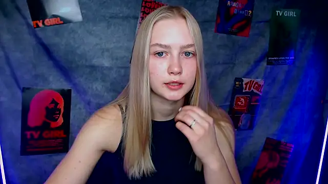 MademoiselleCl online show from 26, 9, 2025