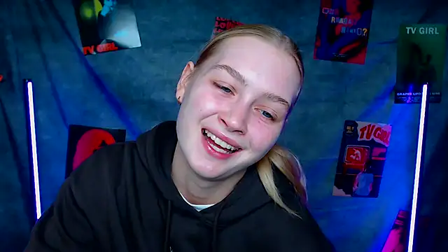 MademoiselleCl online show from 16, 10, 2025