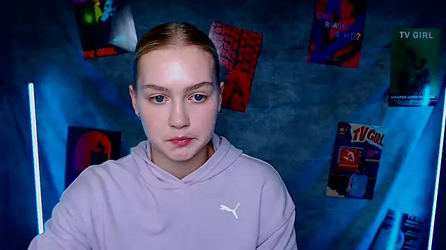 MademoiselleCl online show from 21, 10, 2025