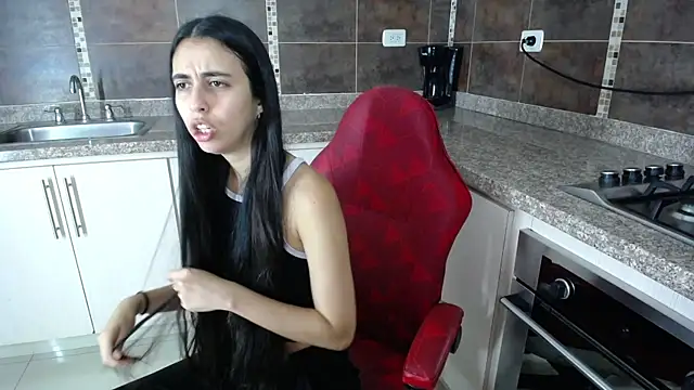 Snapshot of anna_alvarez chatting on 24, 1, 2025 anna alvarez online show from 24, 1, 2025