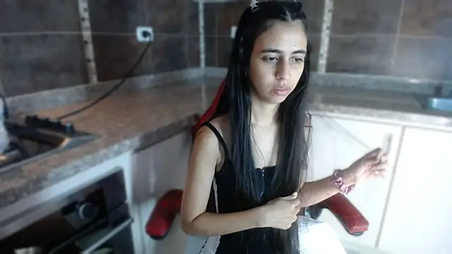 anna alvarez online show from 23, 11, 2025