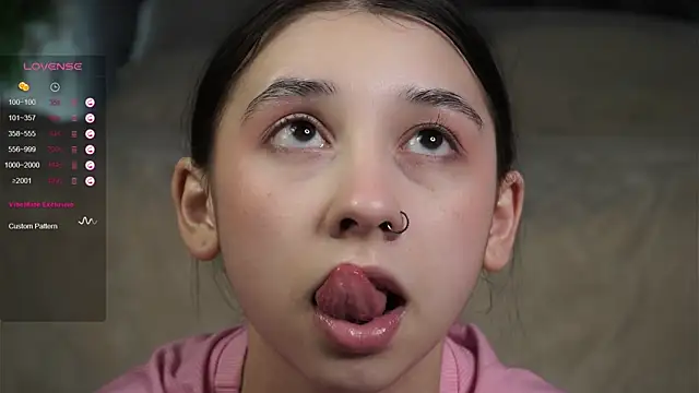 AislyEmbury online show from 2, 2, 2025