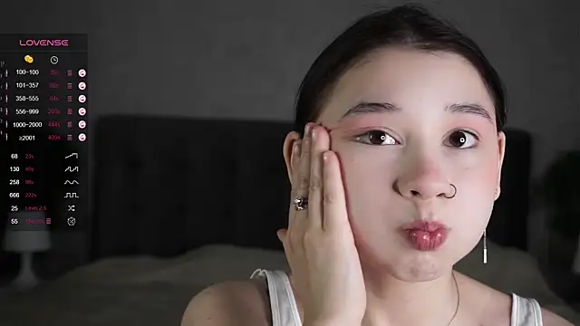 AislyEmbury online show from 12, 3, 2025