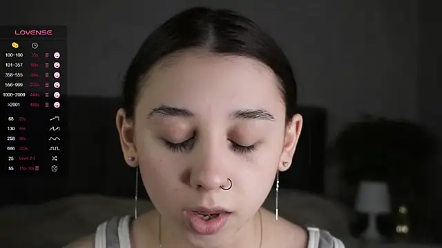 AislyEmbury online show from 13, 3, 2025