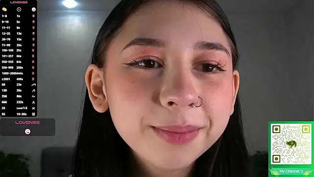 AislyEmbury online show from 25, 11, 2025