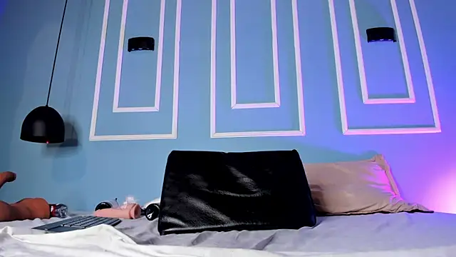 Charlote zc online show from 27, 2, 2025