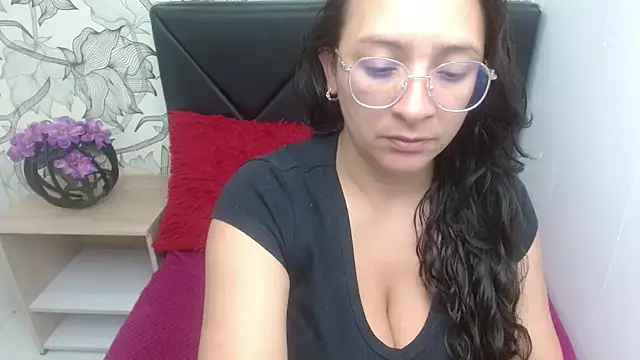 sarax ximena online show from 5, 3, 2026