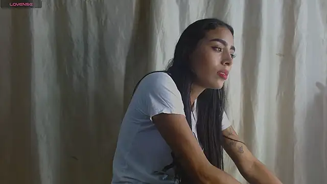 AntonellaAndNoah online show from 5, 12, 2024