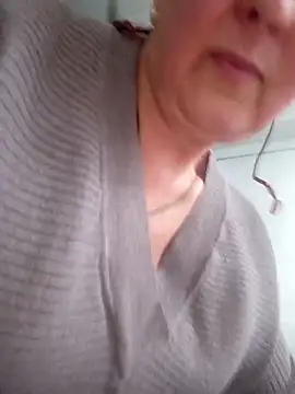 Snapshot of YourTenderness45 chatting on 18, 3, 2025 YourTenderness45 online show from 18, 3, 2025