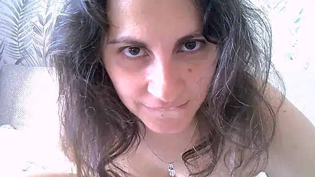 ShelaDiass online show from 18, 10, 2025