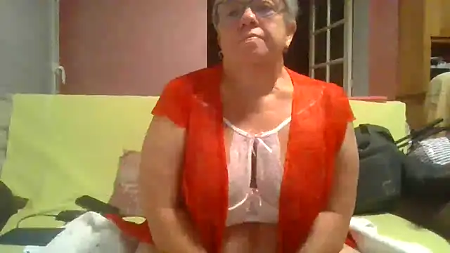 Snapshot of Vandeae44 chatting on 25, 9, 2025 Vandeae44 online show from 25, 9, 2025