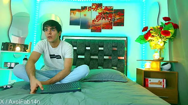 Alex and Fabian online show from 8, 3, 2025