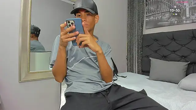 Hotkoljeixxx online show from 29, 1, 2025