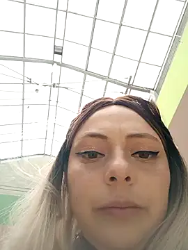 madelaine- online show from 20, 10, 2025