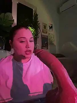 Snapshot of DaisyBooom chatting on 5, 1, 2025 DaisyBooom online show from 5, 1, 2025