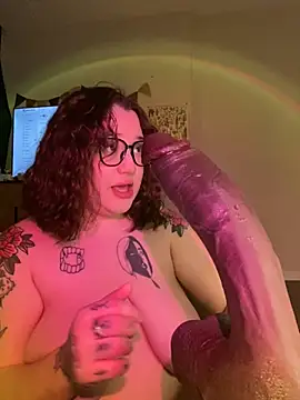 Snapshot of DaisyBooom chatting on 28, 2, 2025 DaisyBooom online show from 28, 2, 2025