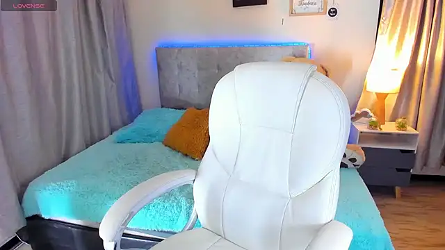 Snapshot of valentina_jonnes1 chatting on 18, 12, 2024 valentina jonnes1 online show from 18, 12, 2024