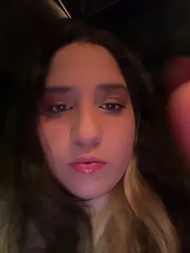 Snapshot of valentina_jonnes1 chatting on 25, 12, 2024 valentina jonnes1 online show from 25, 12, 2024