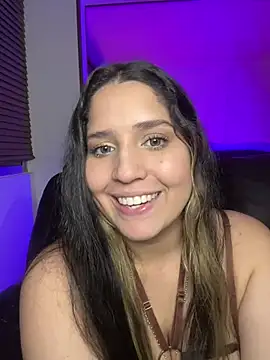 Snapshot of valentina_jonnes1 chatting on 7, 3, 2025 valentina jonnes1 online show from 7, 3, 2025