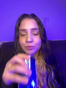 Snapshot of valentina_jonnes1 chatting on 11, 7, 2026 valentina jonnes1 online show from 11, 7, 2026