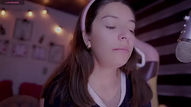 milly kenner online show from 25, 10, 2025