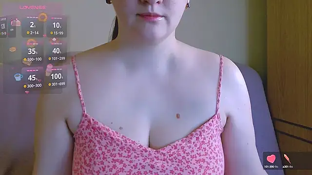 ChubbyMaia online show from 8, 3, 2025