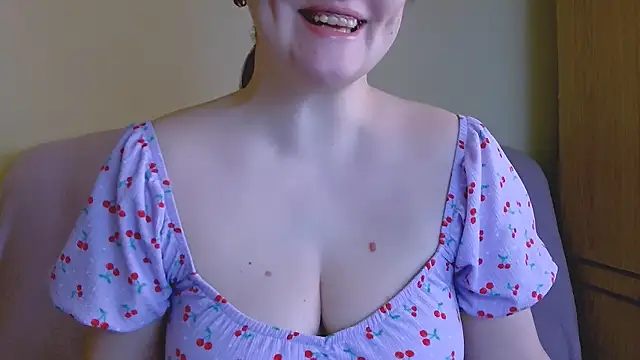 ChubbyMaia online show from 9, 3, 2025