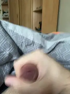 Gartengolem online show from 1, 2, 2025