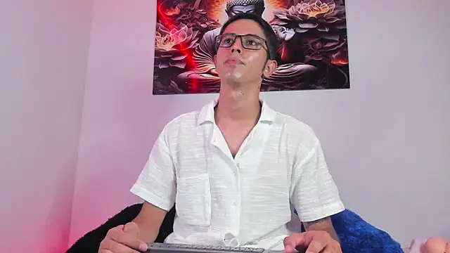 Ethan Sai    online show from 17, 2, 2025