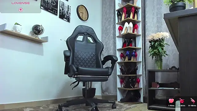 SophieBaker   online show from 7, 3, 2026