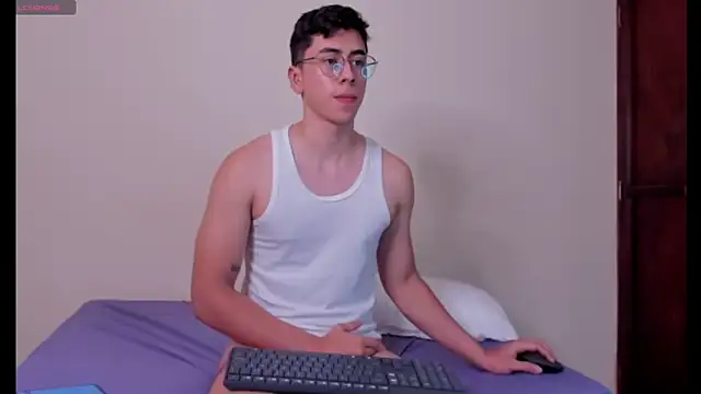 Snapshot of Alexx_oconnor chatting on 29, 12, 2024 Alexx oconnor online show from 29, 12, 2024