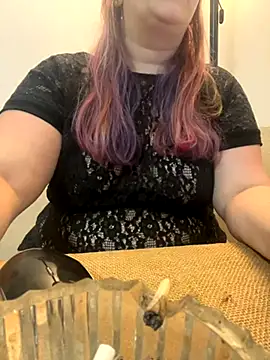 Snapshot of Popinasq chatting on 23, 11, 2025 Popinasq online show from 23, 11, 2025